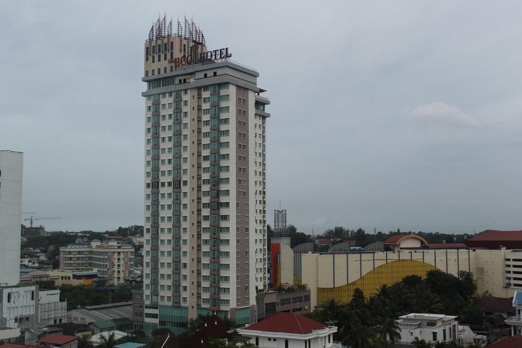 The Bcc Hotel & Residence Batam Esterno foto